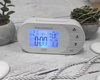Budzik JVD RB13 Pięć alarmów, termometr, DCF77
