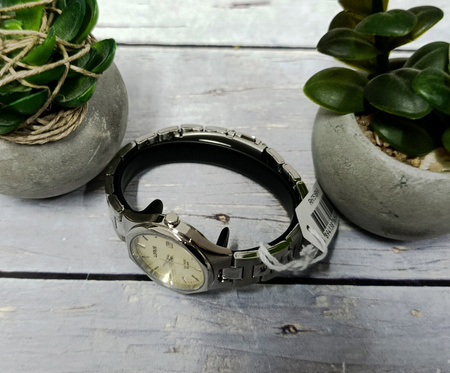Zegarek Lorus damski RH751BX9 żółty 32 mm