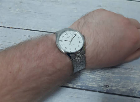 Zegarek Timex TW2U39900 Easy Reader Rozciągana Bransoleta